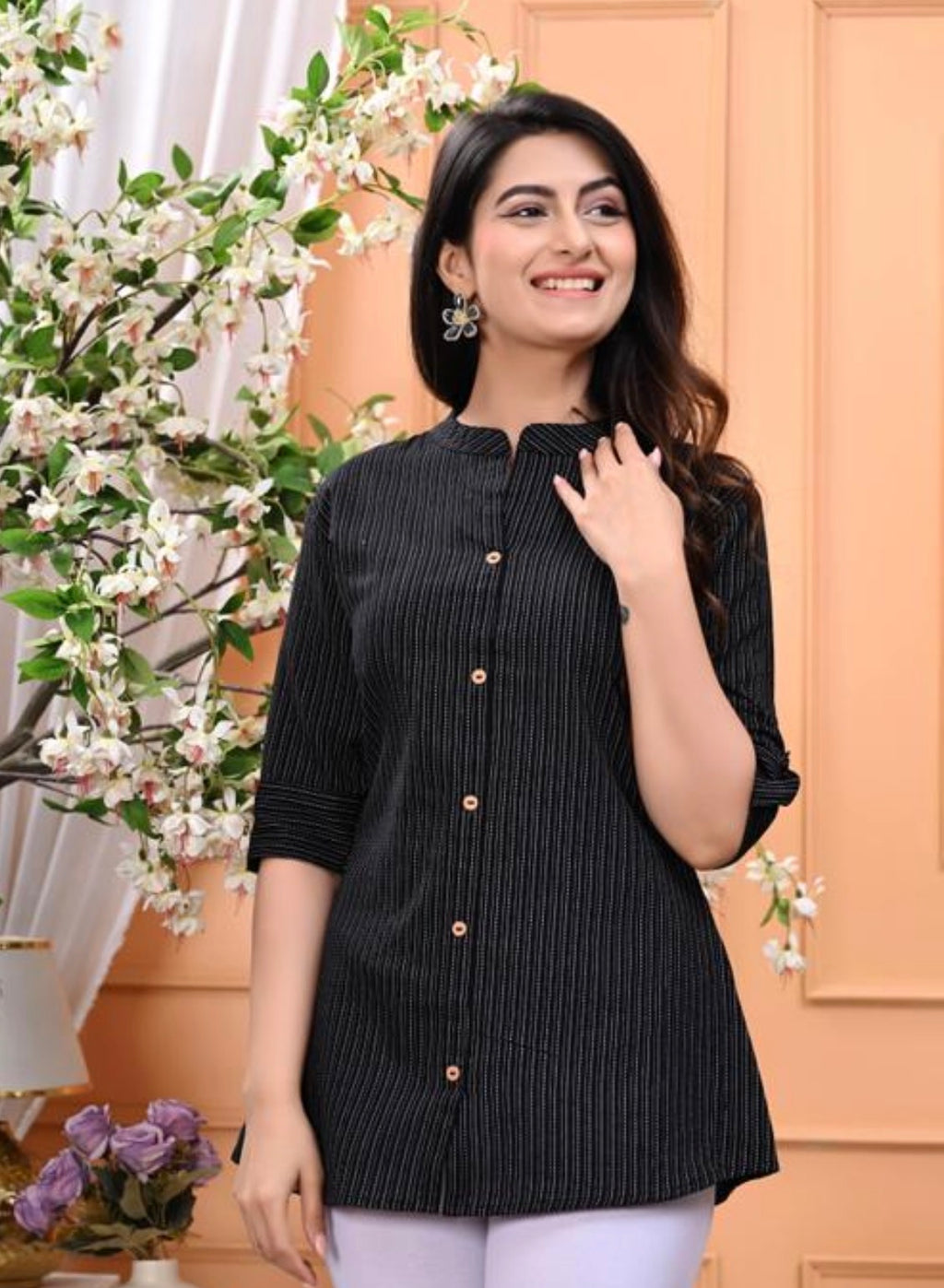 Veyonas By Swati - Elegant Striped Mandarin Collar Tunic Top