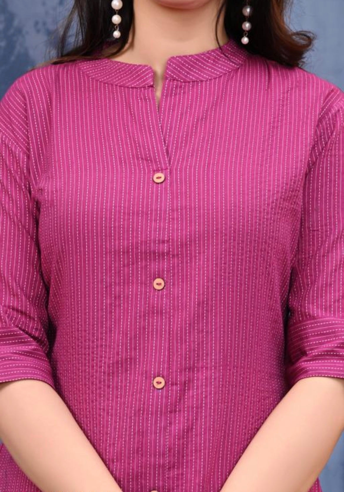 Veyonas By Swati - Elegant Striped Mandarin Collar Tunic Top