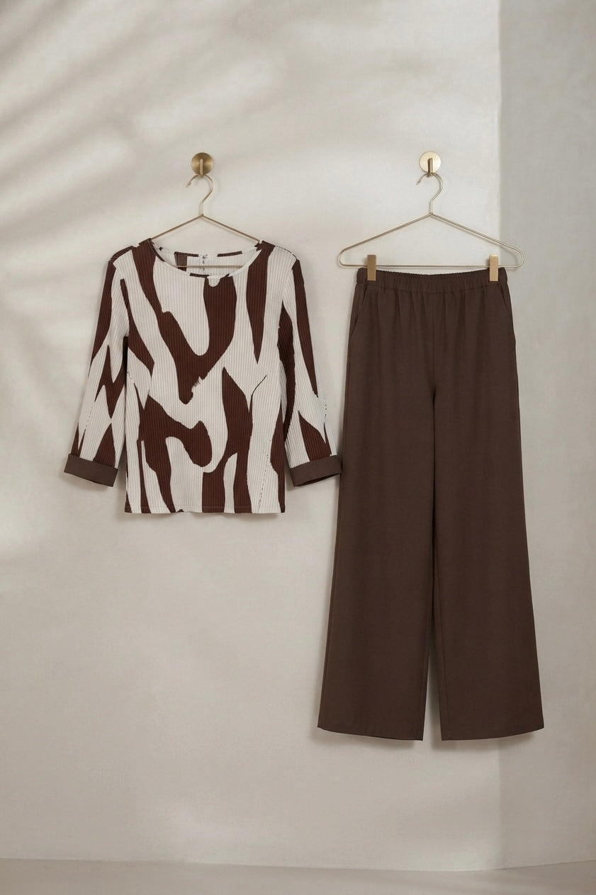Abstract Print Pleated Top & Wide-Leg Trousers Co-ord Set